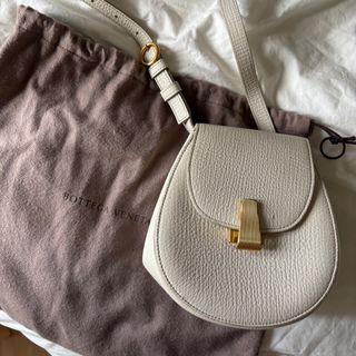（分類：）位於 。 由 ohdearbee 提交（商品編號 1364612328，圖片 1）。簡介： 。