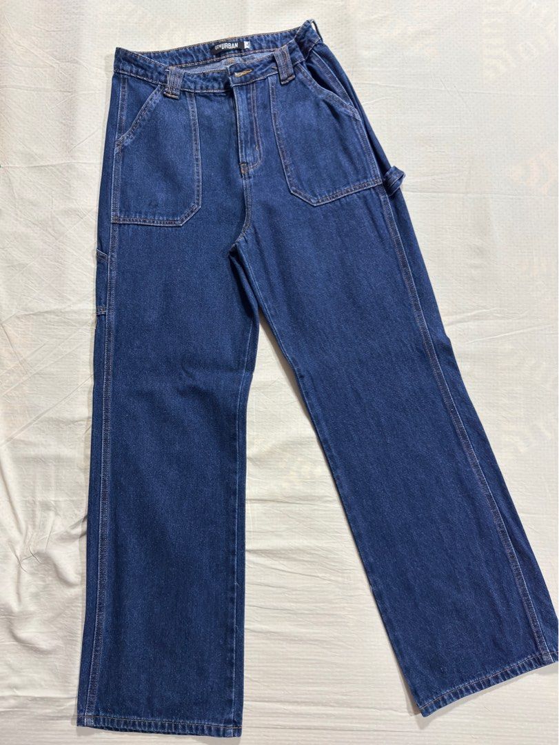 Cargo Jeans (Category: Jeans) located in Caloocan City. Submitted by dmdmp (Listing ID 1364679884, Image 2). Description: Bought for 999 Color: Denim Blue Size M Fits 26-27 Flat lay measurement: 13 to 13.5in.