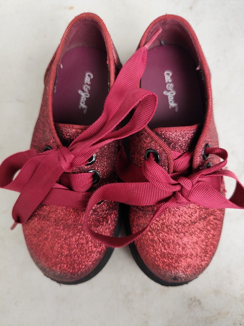 Cat & Jack Red Glitter Shoes (Category: Babies & Kids Fashion) located in Bacoor. Submitted by deedeiadeng (Listing ID 1364642487, Image 1). Description: Cat & Jack Red Glitter Lace Up Shoes. Barely walked in mostly used for photos but has scuffs in front of the shoe. Size 9c RFS Outgrown. Slightly Negotiable. pickup or shipping c/o buyer.