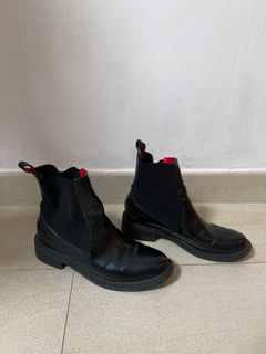 （分類：）位於 。 由 shuuushua 提交（商品編號 1364663689，圖片 1）。簡介： 。