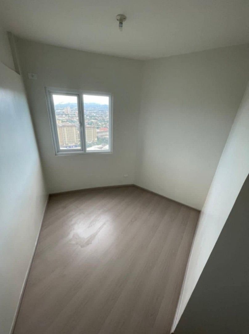 Circulo verde (Category: Earphones) located in Quezon City. Submitted by wrathofelsa (Listing ID 1364662049, Image 2). Description: Circulo Verde RFO UNITS FOR SALE 50k RESERVATION FEE (CASH/CHEQUE/CREDIT CARDS/BANK TRANSFER ONLINE) Studio 21 sqm 2BR 45-47 sqm (with Parking) FOR ACTUAL UNIT VIEWING AND DETAILS INQUIRE NOW! Send me private message here in carousel.
