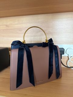 （分類：）位於 。 由 janfun0124 提交（商品編號 1364585133，圖片 1）。簡介： 。