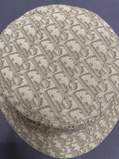 （分類：）位於 。 由 charlottesister 提交（商品編號 1364733164，圖片 1）。簡介： 。