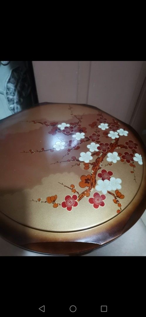 For sale lazy susan (Category: Other Kitchenware & Tableware) located in Pasig City. Submitted by aillegra (Listing ID 1364646203, Image 1). Description: For sale bento Lazy susan Brand new 12 inches diameter Rotating Very good condition.