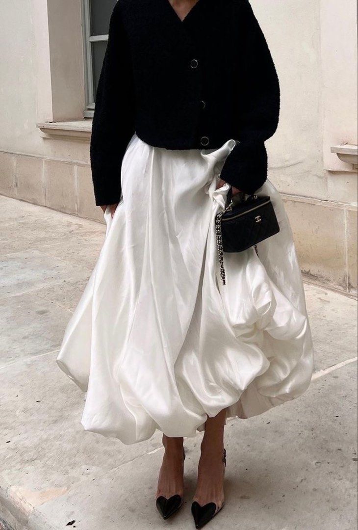 French Bubble Skirt (Category: Skirts) located in Naga. Submitted by robin___ (Listing ID 1364676338, Image 1). Description: .