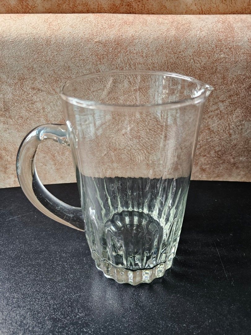 Glass Jug65074392723714111