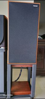 (Category: ) located in . Submitted by hifi_01 (Listing ID 1364618988, Image 1). Description: .