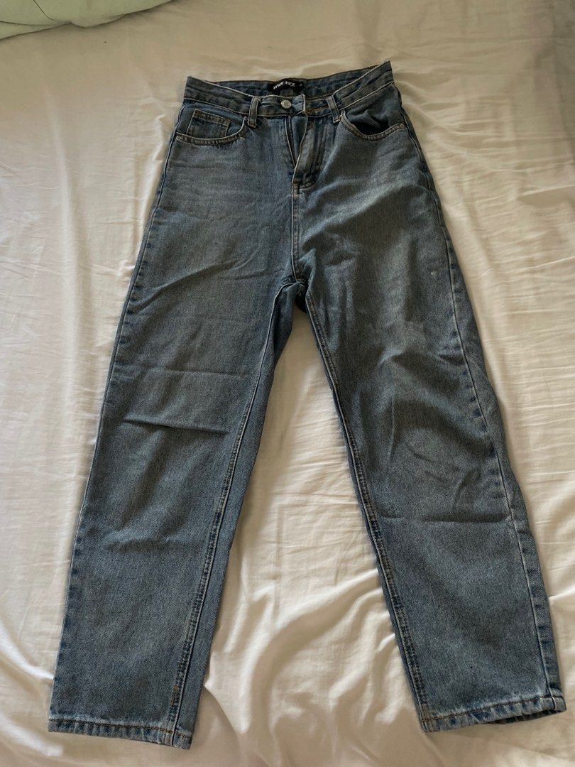Have Rice High Waist Jeans (Category: Jeans) located in Cavite. Submitted by _nicoffee (Listing ID 1364641357, Image 1). Description: -Size S - Length: 36 inches -Waist: up to 27 inches.