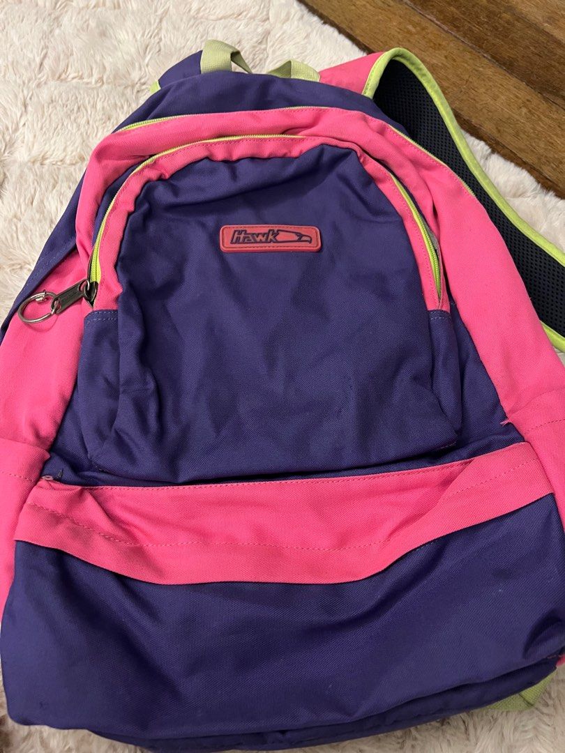Hawk Backpack (Category: Backpacks) located in Calamba. Submitted by gaaaam (Listing ID 1364588074, Image 1). Description: Very good condition 3 compartments 2 water bottle slot Padded back and strap.