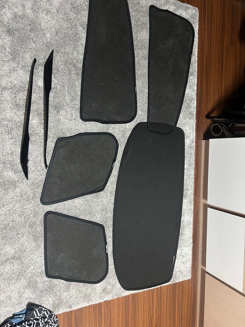 Honda Vezel RU1 Petrol - Window shades and eye lips (Category: Accessories) located in Singapore. Submitted by dealornodeal_sg (Listing ID 1364680608, Image 1). Description: Dekitting my Honda Vezel accessories. Boot cover sold. Offer me if you interested. Self collect. Thank you..