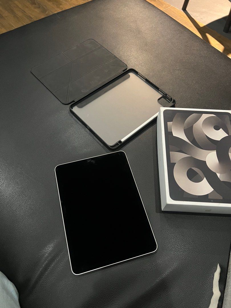 Ipad air 5 64gb (Category: iPad) located in Quezon City. Submitted by tyler8. (Listing ID 1364693661, Image 3). Description: Ipad air 5 64gb -20,500 (Fixed) Open for swap (ios) No issue All working M1 chip Marikina pickup Open for meetup qc area. .
