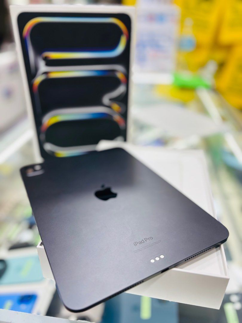 Ipad Pro M4 256GB 11' wifi only no issues 97BH (Category: iPad) located in San Juan City. Submitted by saabangadgetshop (Listing ID 1364617285, Image 3). Description: Onhand | Pre-owned Ipad Pro 256GB M4 chip Wifi only 11' inch NO HIDDEN ISSUES NO HISTORY OF REPAIR 99%Smooth TEST TO SAWA RESET ALL YOU WANT NOT REFURBISHED AUTHENTIC PHONE ALL WORKING Mode of Payment : ⬇️ ▪️Cash ▪️Bank Transfer ▪️Gcash 📍Installment available here thru: 📍 ▪️Credit