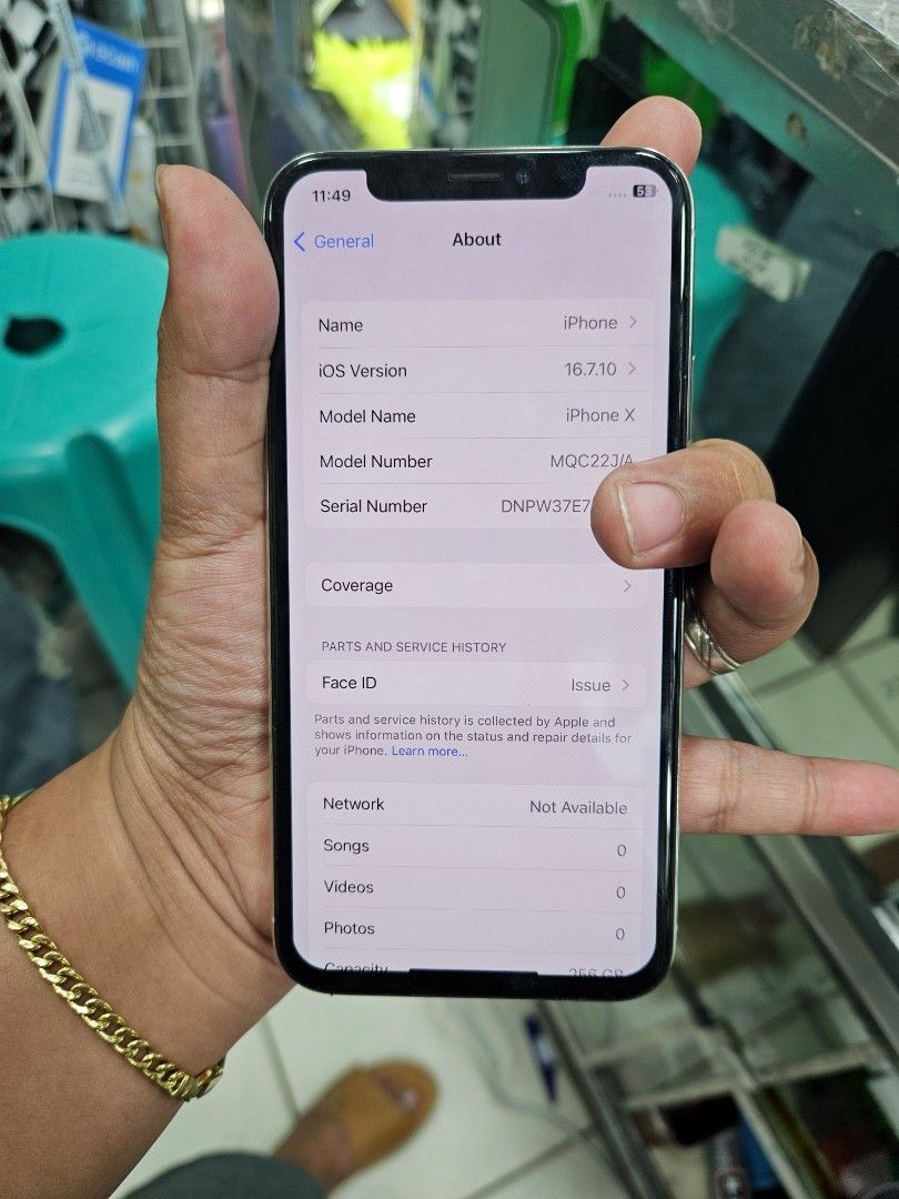 iPhone X 256gb (Category: iPhone X Series) located in Manila. Submitted by lucky.charm.gadgets (Listing ID 1364604587, Image 2). Description: iPhone X 256gb (F.U) SMOOTH PADIN GAMITIN PEDE PANG GAMING CAMERA MALINAW Makinis naman NO TRUE TONE NO FACE I.D Bawal sa maarte! Free replacement box with accesories Case Tempered MAGBASA KA MUNA BAGO KA MAG REACT ! Buy at your own risk 😊 For fast transaction call/text 09279452049,09704549350 *PAG COD SAM