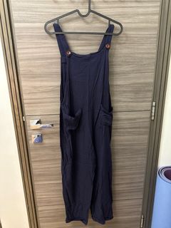 （分類：）位於 。 由 sharing_clothes_not_wasting 提交（商品編號 1364730557，圖片 1）。簡介： 。