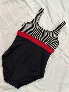 (Category: ) located in . Submitted by pinkahooolic (Listing ID 1364604142, Image 1). Description: .