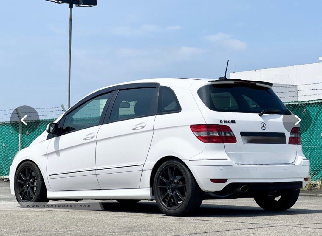 Mercedes-Benz B180 for rent62887424886146112
