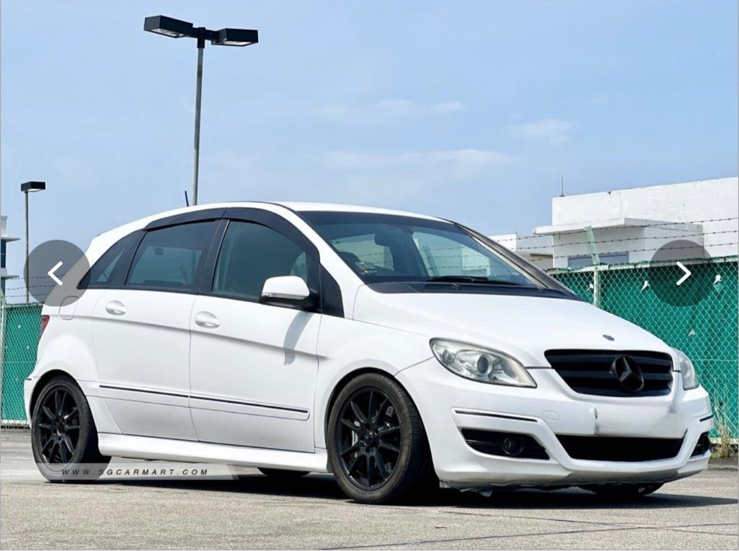 Mercedes-Benz B180 for rent62887424886146111