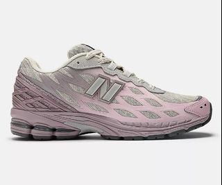 (Category: ) located in . Submitted by laceslaces (Listing ID 1364599628, Image 1). Description: .