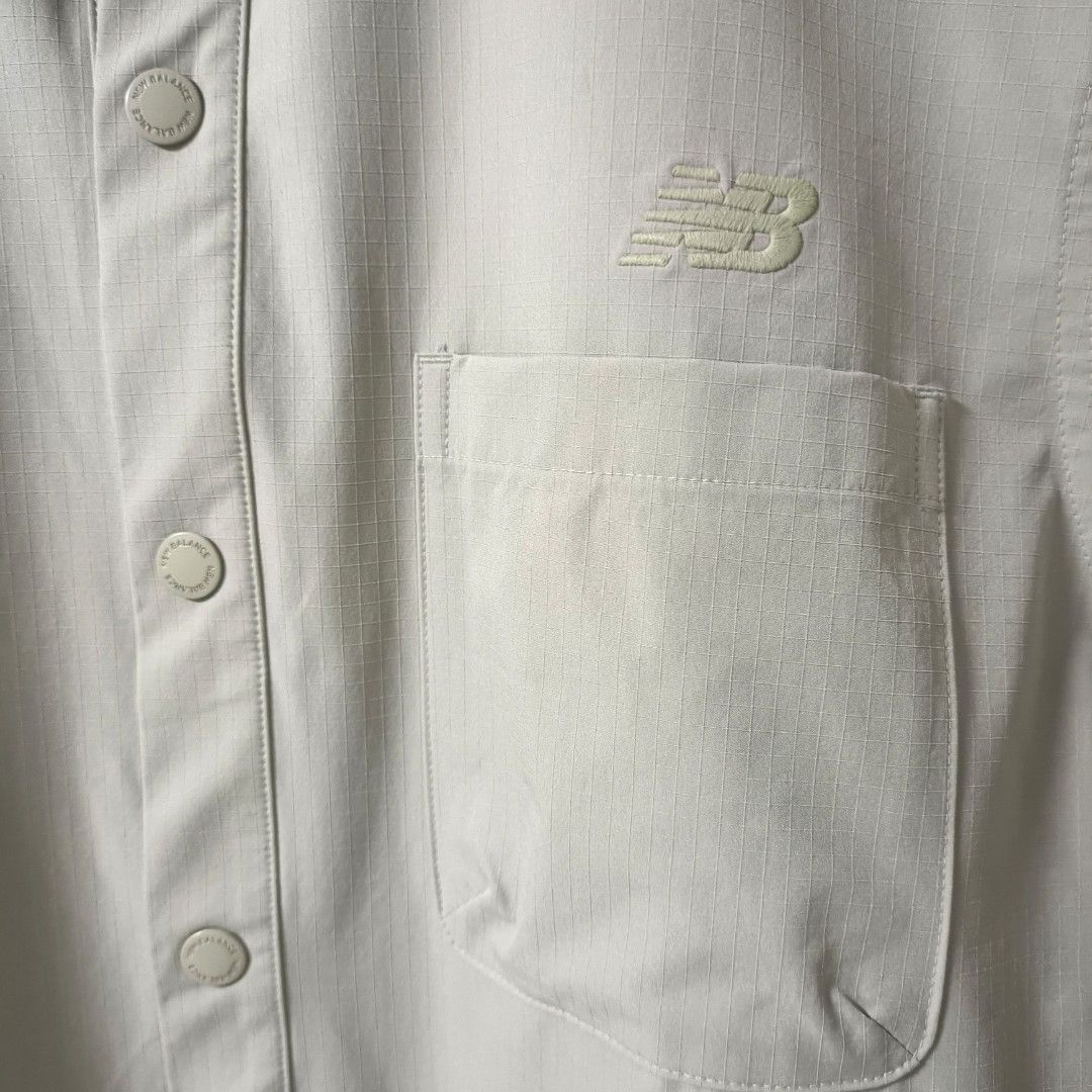 New Balance Outerwear, Jacket, Utility Shirt (Category: Coats, Jackets and Outerwear) located in Makati City. Submitted by osa.bodega (Listing ID 1364739899, Image 2). Description: New Balance Pastel Green Tag size: Small Dimes: 23 x 29 inches Brand new condition Price: 1,999.00 Only!.