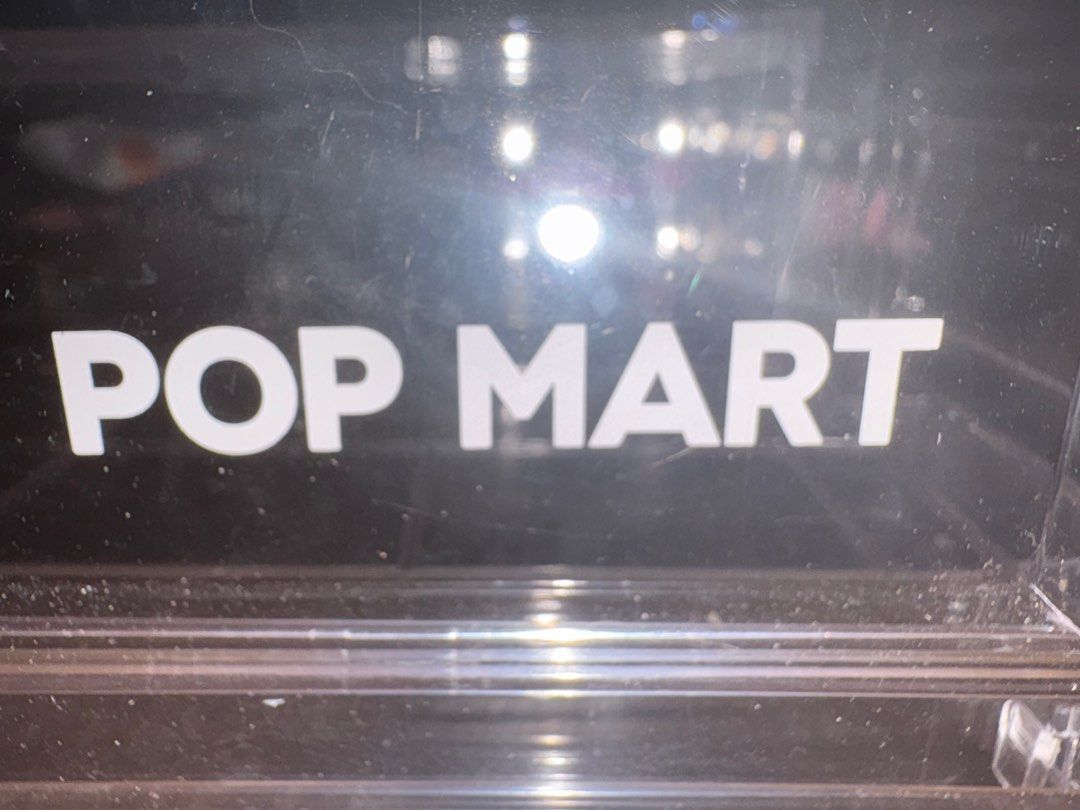 Popmart Transparent Display Case (Category: Designer & Blind Box Toys) located in Makati City. Submitted by magccck (Listing ID 1364718560, Image 1). Description: LP na po .