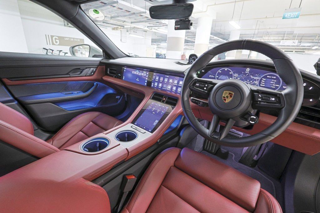 Porsche Taycan Sport Turismo Electric Taycan Sport Turismo Electric Auto62872684310786114