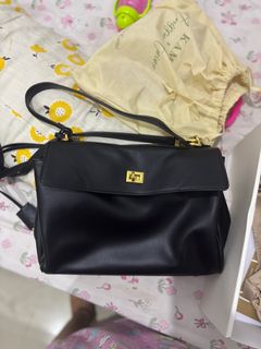 (Kategori: ) berada di . Dikirim oleh sklove18 (ID iklan 1364717371, Gambar 1). Deskripsi: .