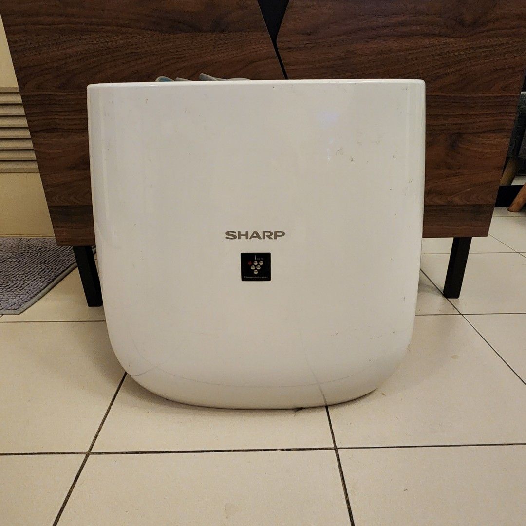 Sharp Air Purifier FP-J30E-A (open to offers) (Category: Air Purifiers & Dehumidifiers) located in Quezon City. Submitted by bubbles023 (Listing ID 1364579648, Image 2). Description: Sharp FP-J30E-A 23 sq.m Air Purifier, HEPA Filter Used well but in very good condition no issues Plase see pics for specs price negotiable-open to offers rfs: decluttering/moving out pickup: Veteran's Village QC (near SM North).