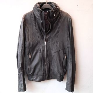 (Kategori: ) berada di . Dikirim oleh Garage.Sale (ID iklan 1364703618, Gambar 1). Deskripsi: .