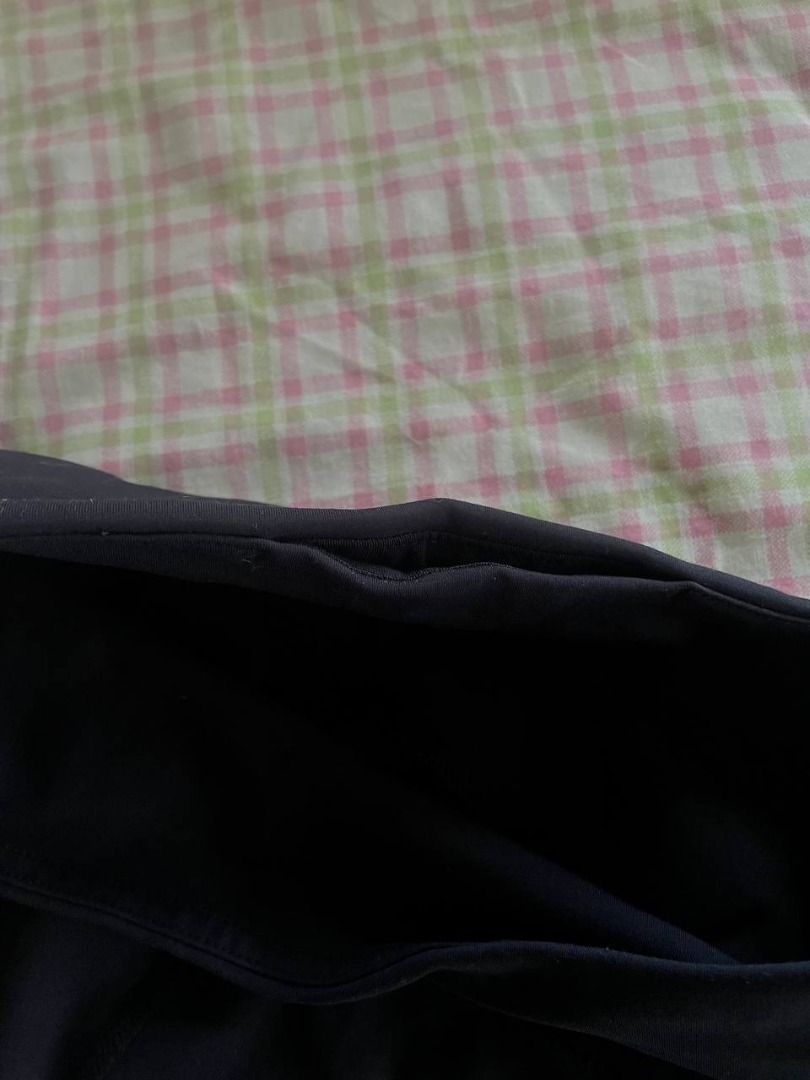 Spyder Black Active Leggings (Category: Activewear) located in Quezon City. Submitted by camiestuff (Listing ID 1364599916, Image 3). Description: Never Been Used. Material is very soft and stretchable. This brand is not available in the philippines but from the texture of the leggings, it is better than Nike/ Adidas/ Lululemon for me. This was a gift too from the U.S. Chose not to use it since i have a lot of leggings already. You may search the