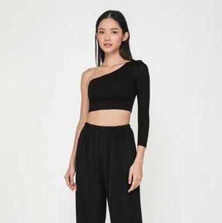(Category: ) located in . Submitted by colourfulshopp (Listing ID 1364630075, Image 1). Description: .