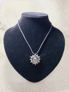 (Category: ) located in . Submitted by leathersjewels (Listing ID 1364758084, Image 1). Description: .