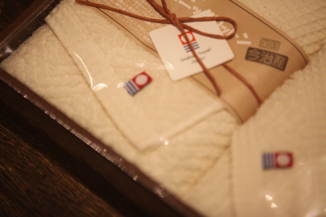 Towel64885055100035116