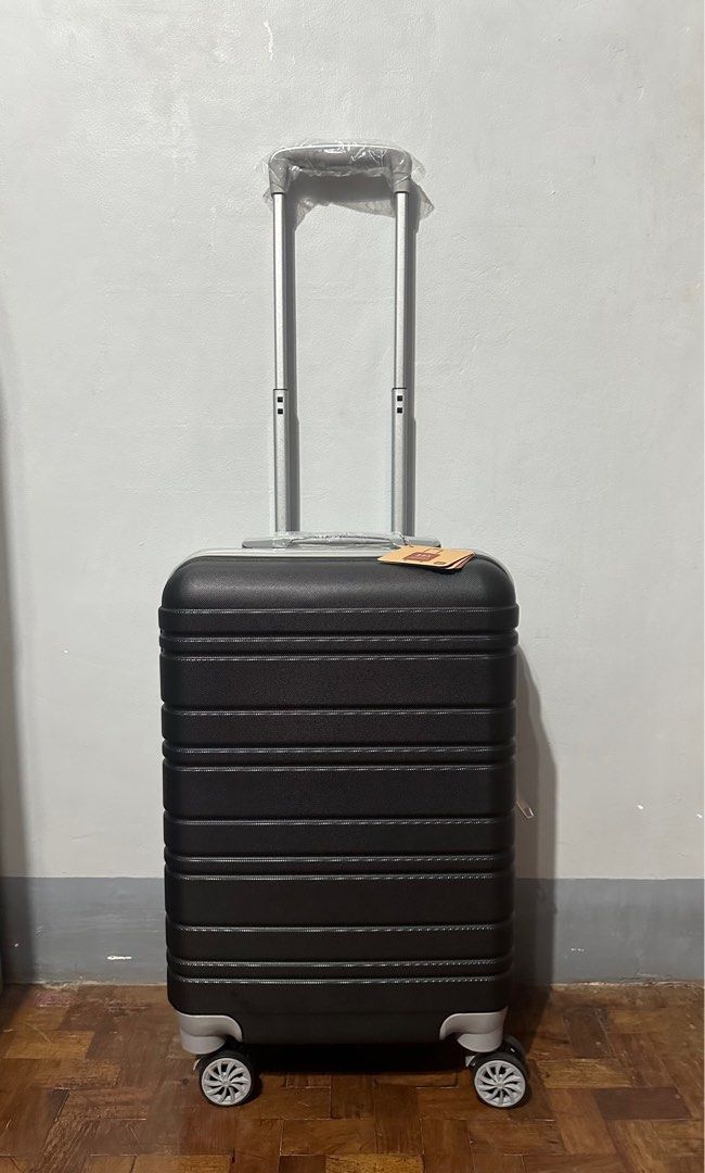Travel Basic hard case luggage hand carry BLACK (Category: Luggage) located in Valenzuela. Submitted by kaelstoypalace (Listing ID 1364642683, Image 1). Description: Brand new Never used.