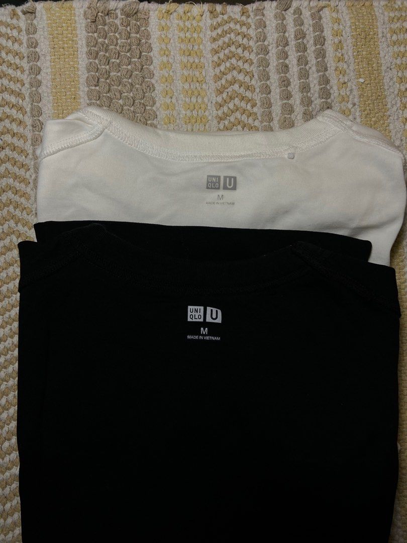 UNIQLO TSHIRT DRESS (Category: Activewear) located in Badoc. Submitted by fourforfourtrift (Listing ID 1364741203, Image 1). Description: 1 black, 1 white 450 each, nego if sure buyer as pack Size on Tag Authentic Never been used .