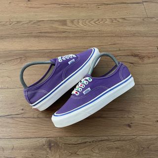 (Category: ) located in . Submitted by lusuh.store4 (Listing ID 1364658067, Image 1). Description: .