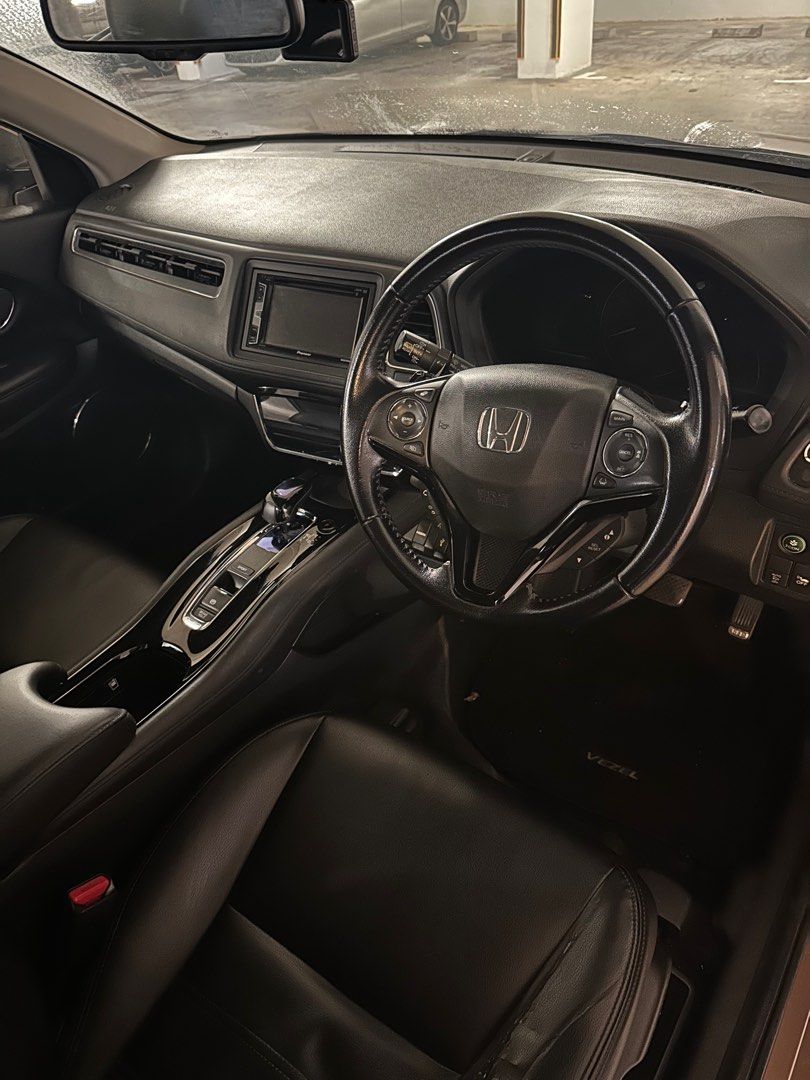 Vezel hybrid (Category: Car Rental) located in Singapore. Submitted by charlottevehicle_jo (Listing ID 1364734117, Image 3). Description: 🚙 PHV ready 🚙 No contract binding 🚙 VEP ready can enter msia 🚙 Maintenance and servicing included 🚙 24/7 roadside assistance 🚙 Gst included 🚙 Can add additional driver for free .