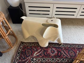 (Category: ) located in . Submitted by ninab (Listing ID 1364682367, Image 1). Description: .