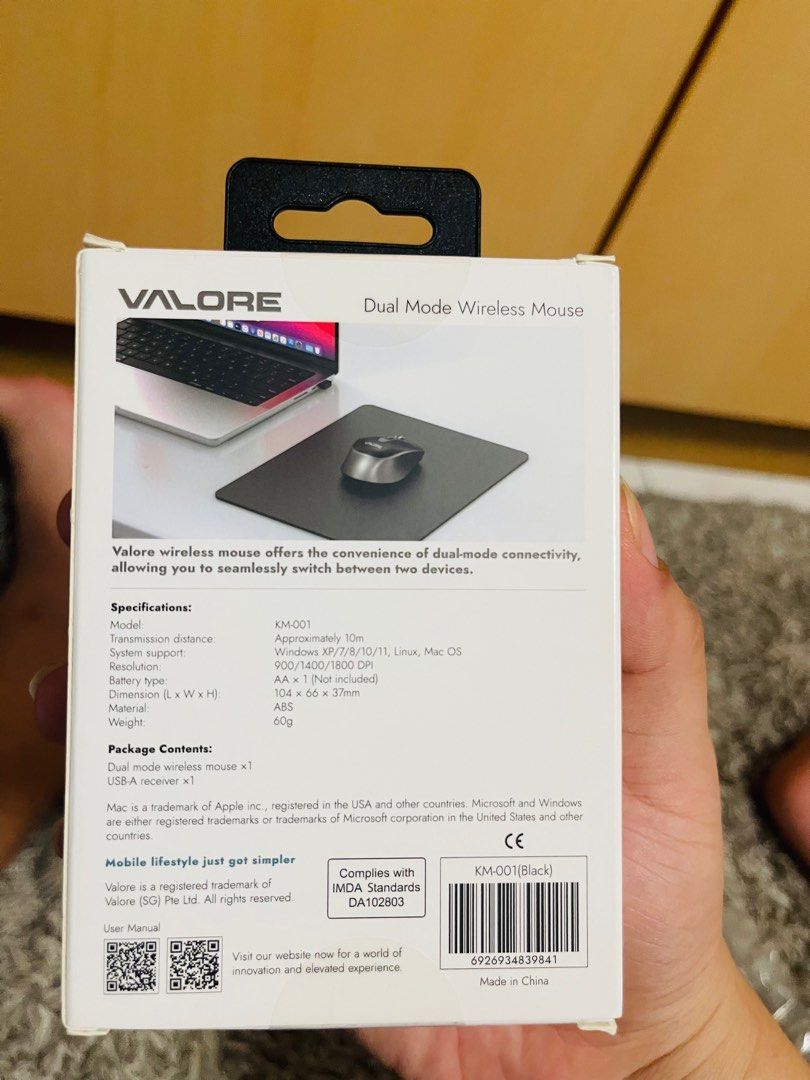 Wireless Mouse (Category: Mouse & Mousepads) located in Singapore. Submitted by hlaing23 (Listing ID 1364745425, Image 2). Description: Valore. Bought it from challengers. Brand new . .