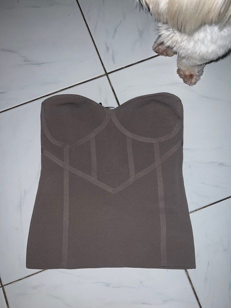 Zara Tube Top (Category: Others Tops) located in Pasig City. Submitted by lovedstuff2020 (Listing ID 1364707687, Image 1). Description: ✨ Brand new with tag ❤️ M on tag!.