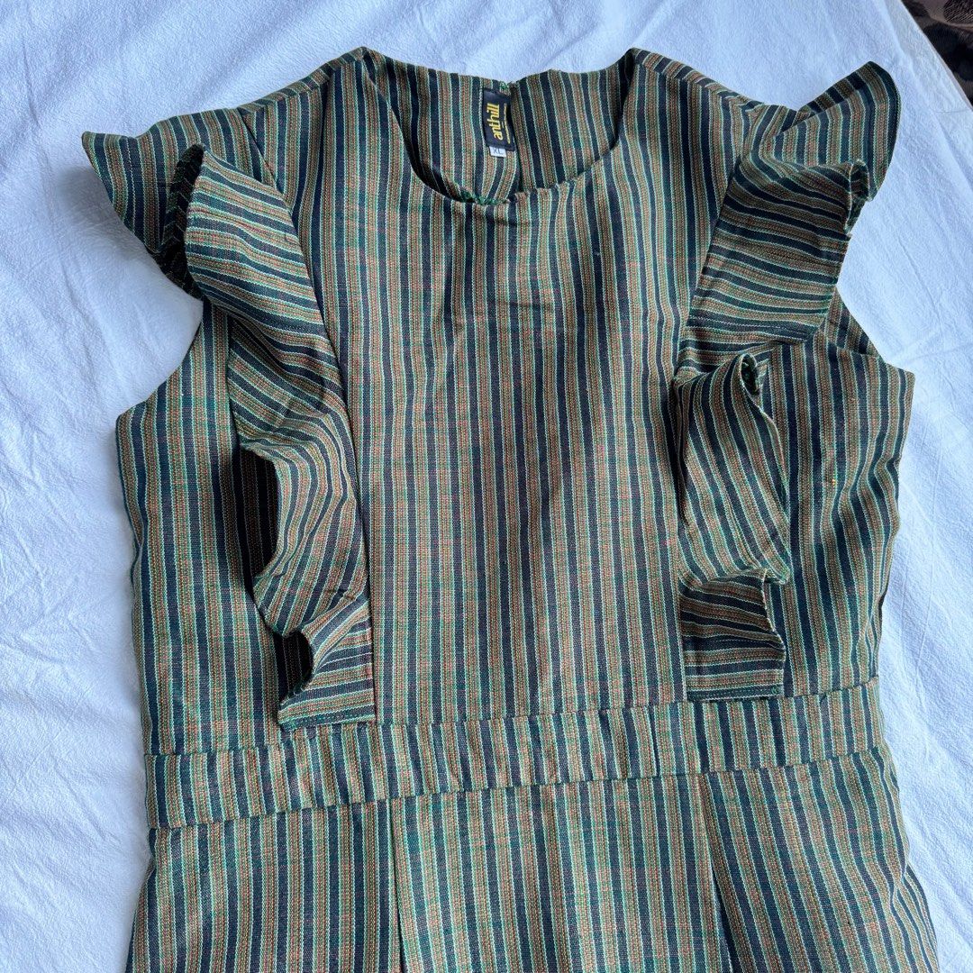 Anthill Handwoven Dress (XL) (Category: Traditional & Ethnic wear) located in Cebu City. Submitted by michuniverseph (Listing ID 1364845828, Image 2). Description: Minor Flaw: Bottom part of the zipper needs to be sewn RFS: Decluttering (just in the storage) MOP: GCash *Full payment required before ship out. .