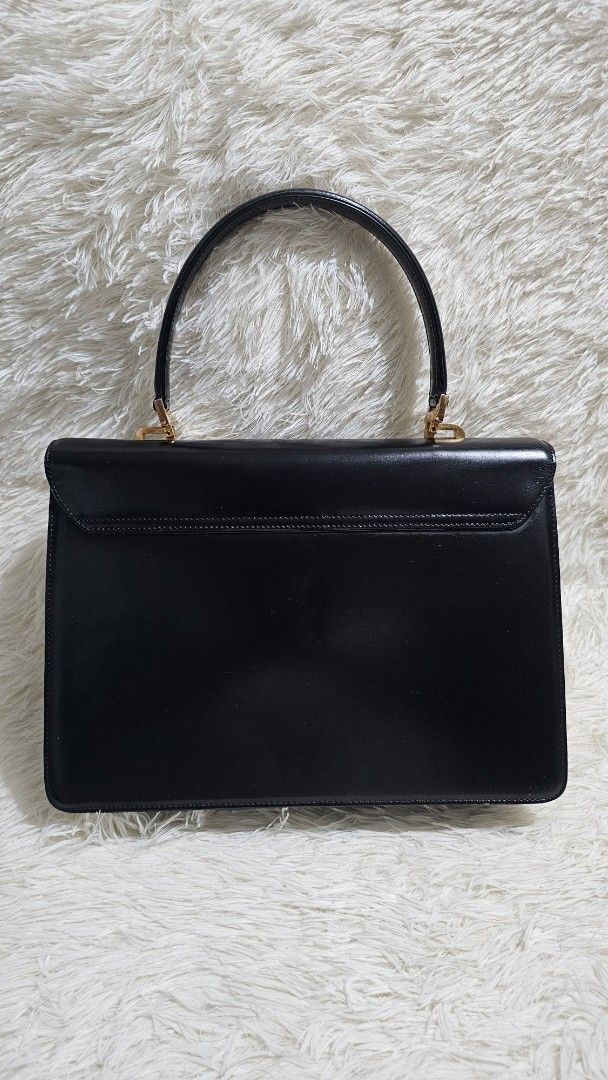 AUTHENTIC LOUIS QUATORZE HERITAGE COLLECTION (Category: Luxury Bags & Wallets) located in Bulacan. Submitted by misyeljane (Listing ID 1364832290, Image 2). Description: AUTHENTIC LOUIS QUATORZE THE HERITAGE COLLECTION HAND BAG MINIMAL PRESSMARK NAKAPLASTIC PA YUNG METAL PLATE SA LOOB GOLD HARDWARES PM FOR MORE INFO..