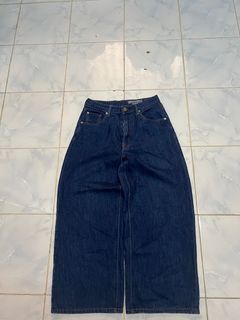 (Category: ) located in . Submitted by bundle.lelong (Listing ID 1364933131, Image 1). Description: .