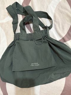 beyond the vines dumpling bag M