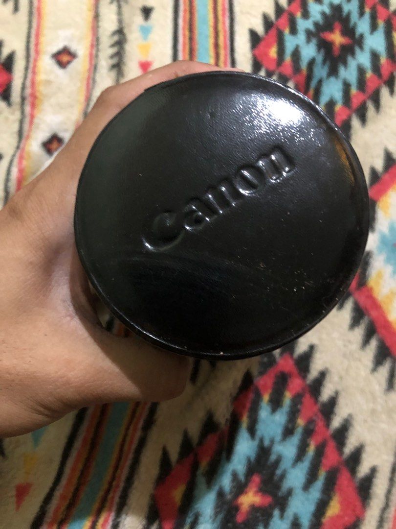 Canon leather lens case (Category: Camera Bags & Carriers) located in Quezon City. Submitted by markgolveo (Listing ID 1364848138, Image 2). Description: Canon leather lens case.