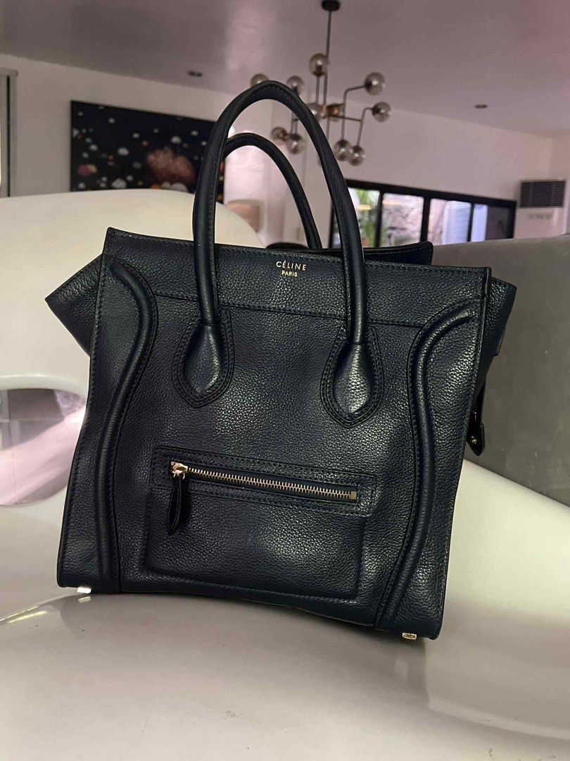 Celine - Navy Blue (Category: Luxury Bags & Wallets) located in Bulacan. Submitted by warehouse02 (Listing ID 1364936049, Image 1). Description: .
