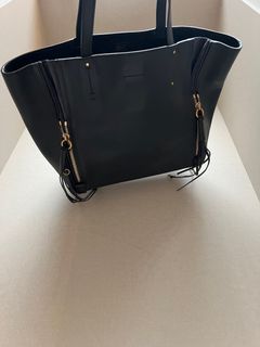 （分類：）位於 。 由 JRMMD 提交（商品編號 1364879386，圖片 1）。簡介： 。