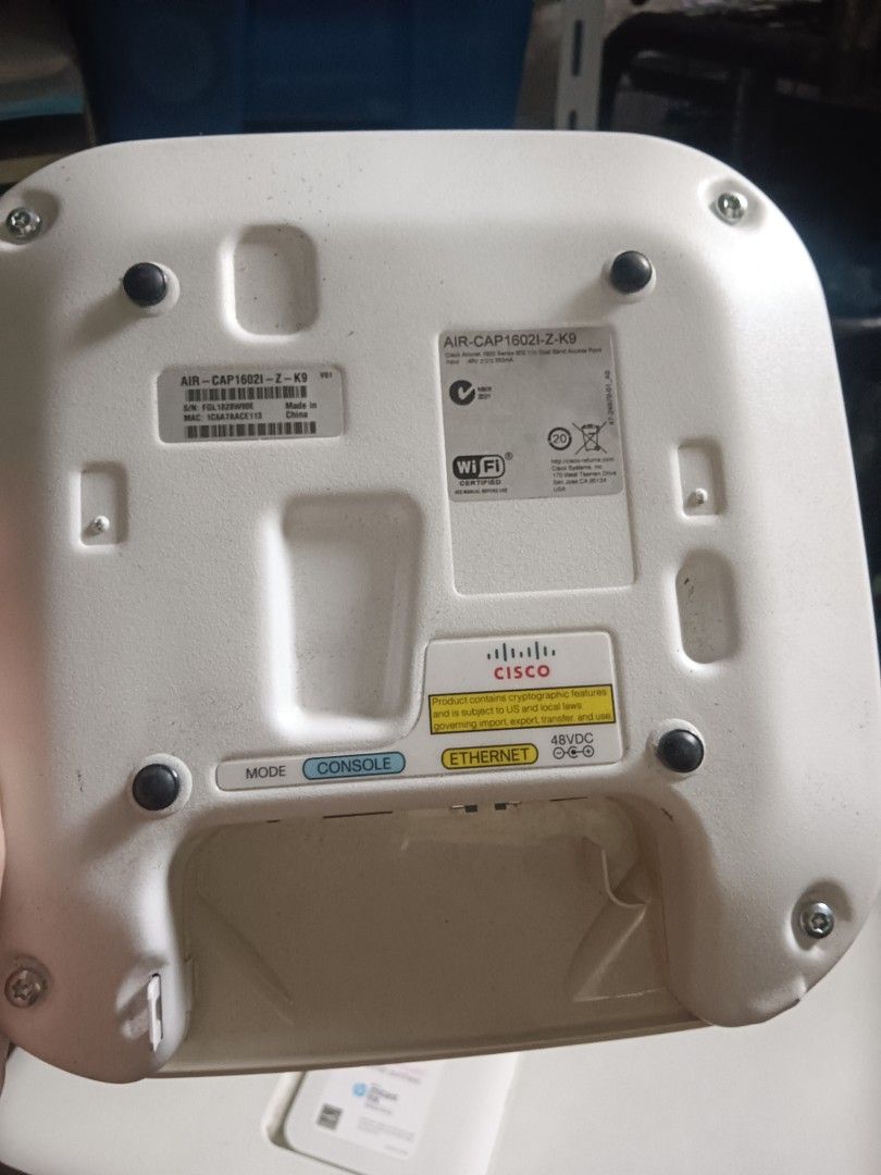 Cisco wifi router (Category: Networking) located in Las Pinas. Submitted by littlejian (Listing ID 1364797025, Image 3). Description: In good condition, working , for pick up only, For interested buyer only No to low baller.