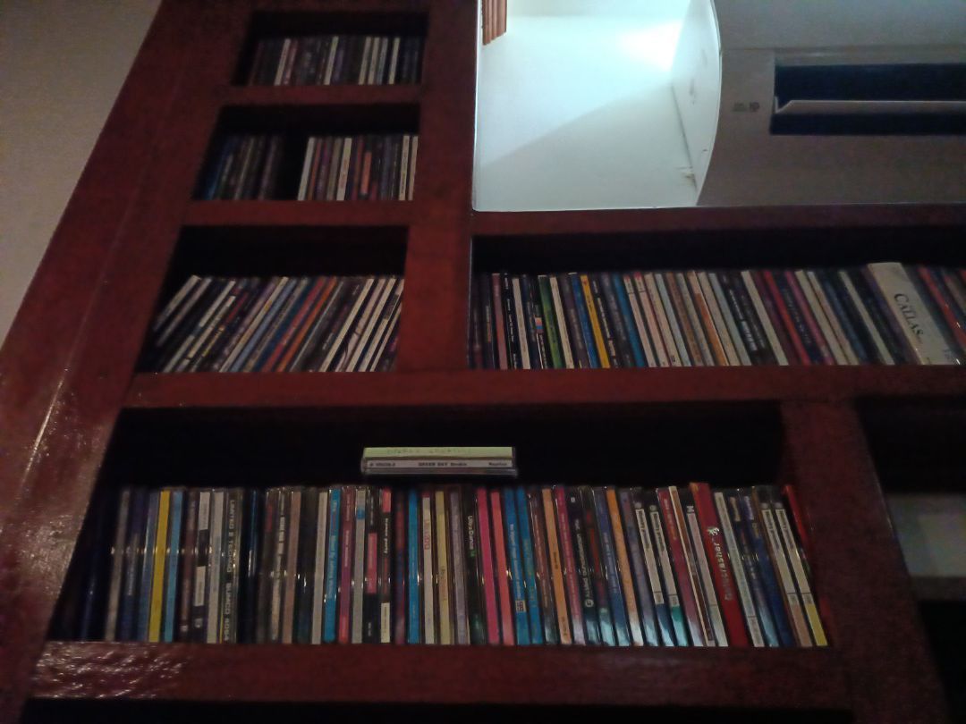 Compact Disk Collection (Category: Other Audio Equipment) located in Calasiao. Submitted by anthonypeter (Listing ID 1364895681, Image 2). Description: 600 to 700 Compact Disk Collection. All Genres available. Pop Classic Opera Rap Country Techno Hip-hop Rock Bluegrass Remixes. too much to list. decluttering house call or text 0950-068-9353.