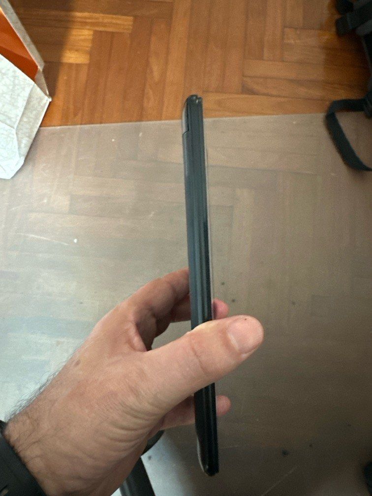 Datawind (Category: Android) located in Singapore. Submitted by ferdimonagui (Listing ID 1364791920, Image 3). Description: UbiSlate 7CZ tablet from Datawind. .