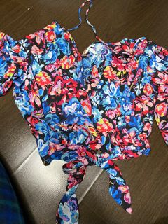 (Category: ) located in . Submitted by undercastedracoon (Listing ID 1364934303, Image 1). Description: .